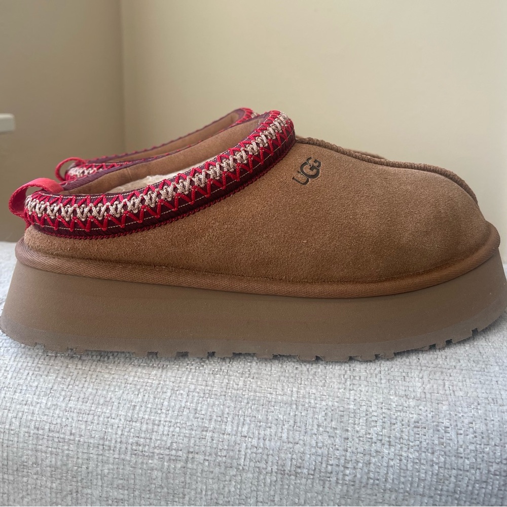Ugg Tazz Chestnut Size USA 8, EU 39
